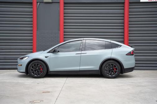 2023 Tesla Model X Plaid