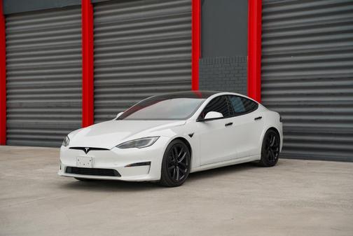 2022 Tesla Model S Base