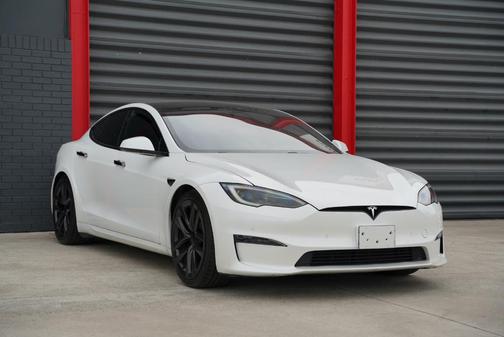 2022 Tesla Model S Base