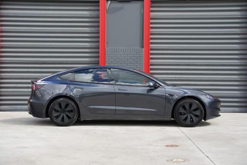 2025 Tesla Model 3 Long Range