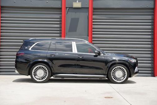 Black 2021 Mercedes-Benz Maybach GLS 600 4MATIC