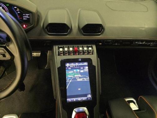 2021 Lamborghini Huracan EVO Base