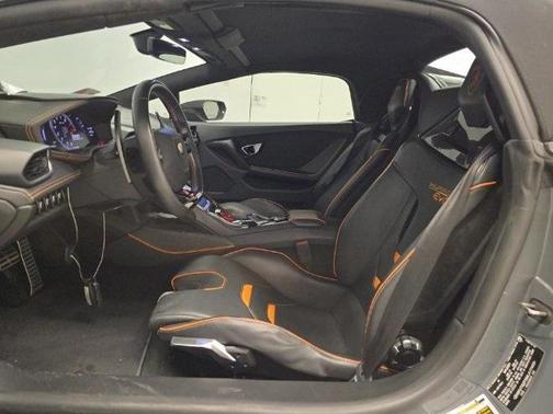 2021 Lamborghini Huracan EVO Base