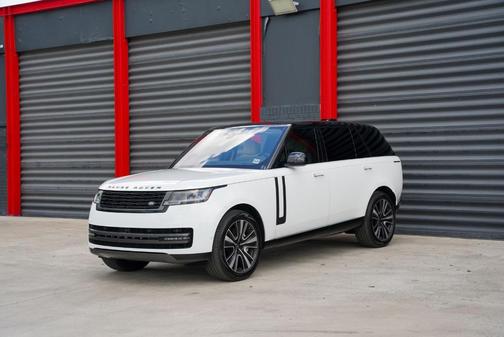 Fuji White 2023 Land Rover Range Rover P530 SE