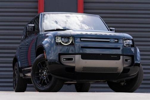 2022 Land Rover Defender 110 X-Dynamic SE