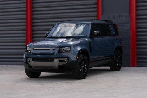 2022 Land Rover Defender 110 X-Dynamic SE