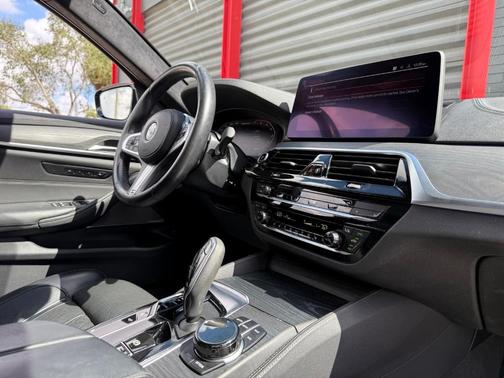 2021 BMW M550 i xDrive