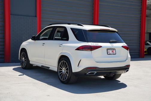 White 2020 Mercedes-Benz GLE 350 Base 4MATIC