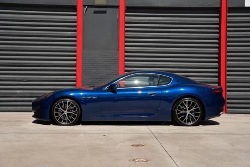 Blu 2024 Maserati GranTurismo Modena