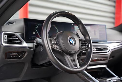 2023 BMW M240 i