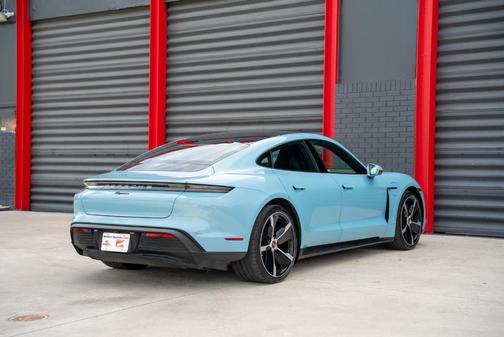 2022 Porsche Taycan Base