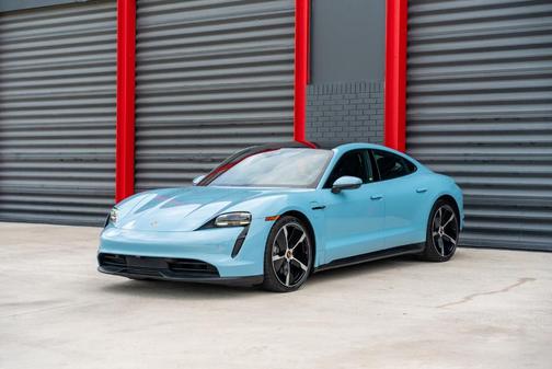 2022 Porsche Taycan Base
