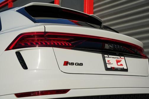 2024 Audi RS Q8 4.0T quattro