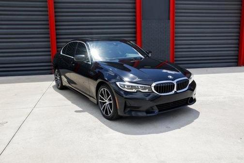 2020 BMW 330 i
