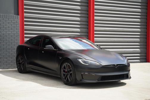 2022 Tesla Model S Plaid
