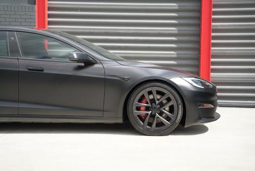 2022 Tesla Model S Plaid