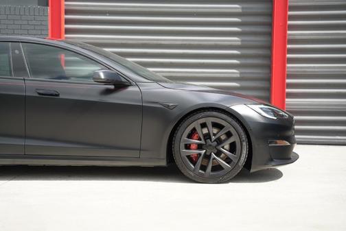 2022 Tesla Model S Plaid