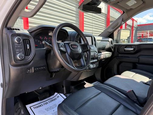 2024 GMC Sierra 3500 Pro