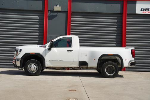 2024 GMC Sierra 3500 Pro