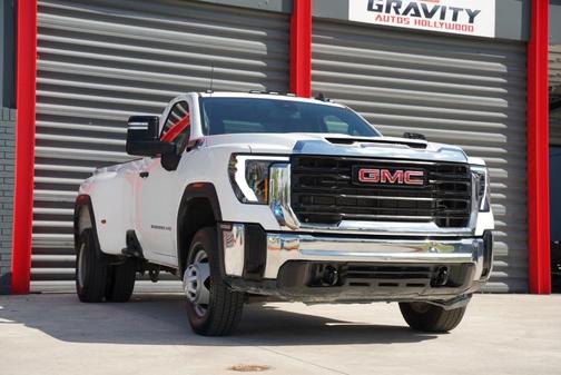 2024 GMC Sierra 3500 Pro