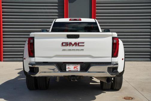 2024 GMC Sierra 3500 Pro
