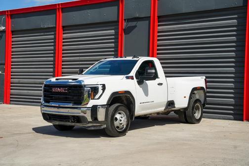 2024 GMC Sierra 3500 Pro