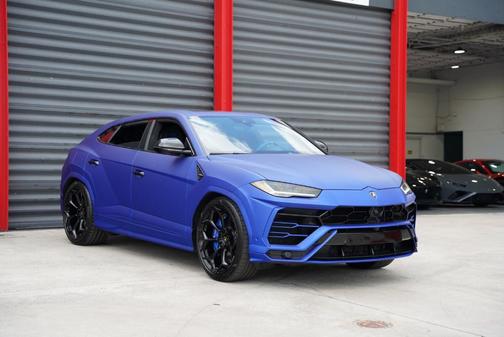 2020 Lamborghini Urus Base