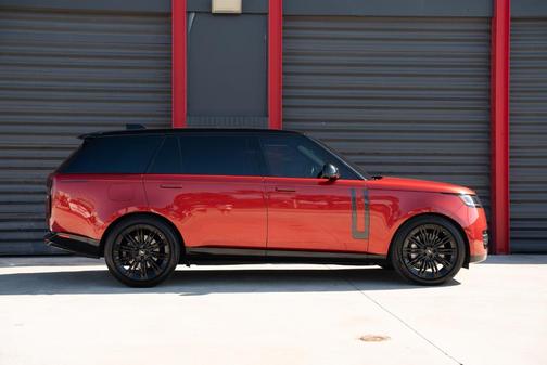2023 Land Rover Range Rover P530 SE