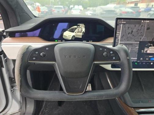 2023 Tesla Model X Standard Range