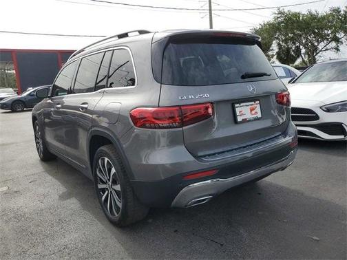 2022 Mercedes-Benz GLB 250 Base