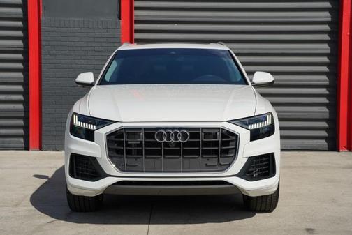 2023 Audi Q8 55 Premium