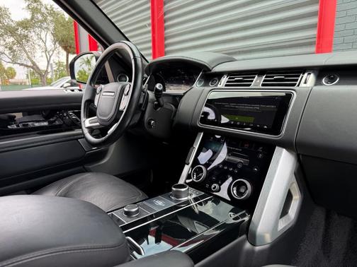 2021 Land Rover Range Rover Westminster