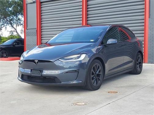 2022 Tesla Model X Base