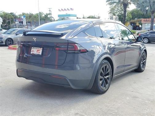 2022 Tesla Model X Base
