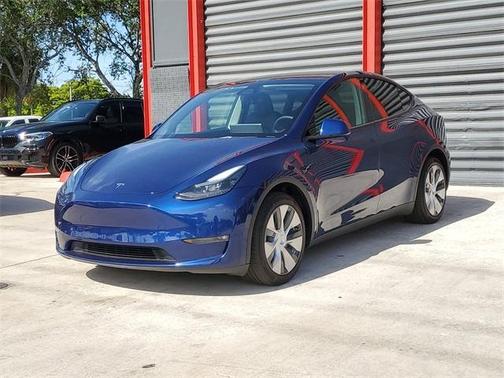 2023 Tesla Model Y Long Range