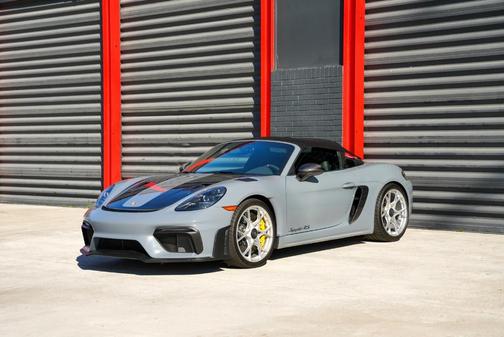 2024 Porsche 718 Spyder RS