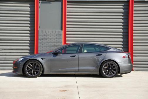 2021 Tesla Model S Plaid