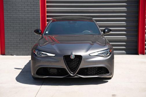 2022 Alfa Romeo Giulia Veloce