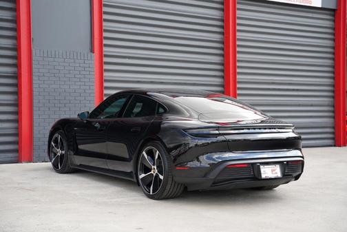 2021 Porsche Taycan Base