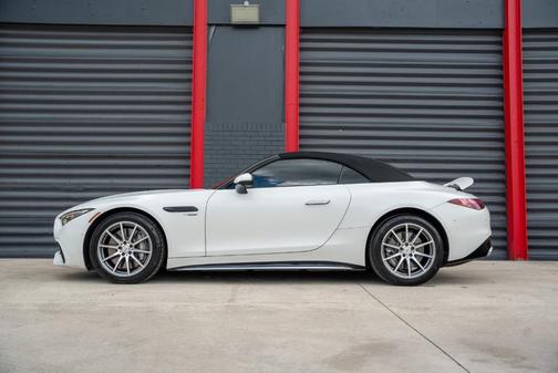 2023 Mercedes-Benz AMG SL 43 Base