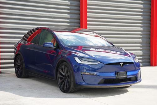 2023 Tesla Model X Standard Range