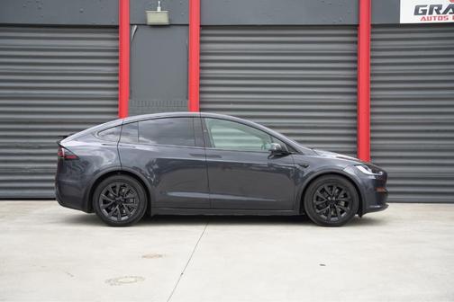 2024 Tesla Model X Base
