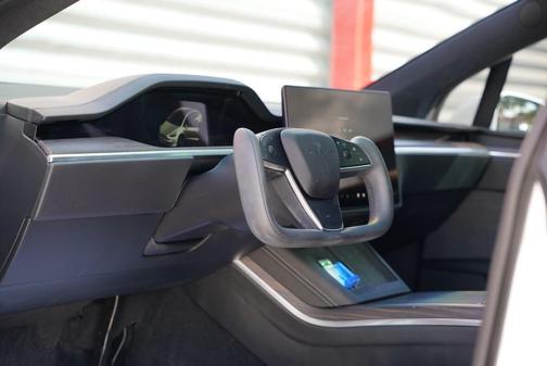 2023 Tesla Model X Standard Range