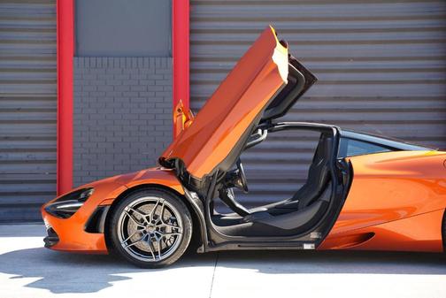 2018 McLaren 720S Luxury