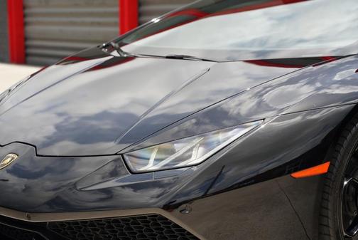 Black 2015 Lamborghini Huracan LP610-4