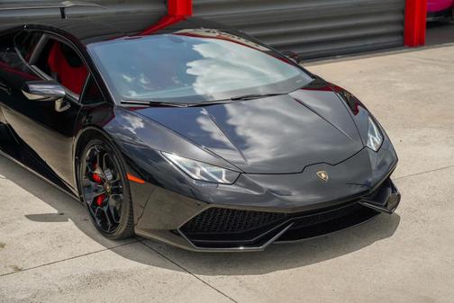 Black 2015 Lamborghini Huracan LP610-4