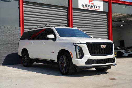Crystal White Tri-Coat 2025 Cadillac Escalade ESV V-Series
