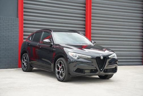 2022 Alfa Romeo Stelvio Veloce