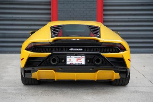 2021 Lamborghini Huracan EVO Base