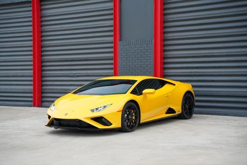 2021 Lamborghini Huracan EVO Base